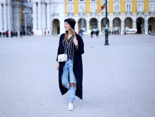 Liebreizend-Fashionblog-Innsbruck-Lissabon-Boyfriend-Jeans-Mantel-Outfit-Haarband